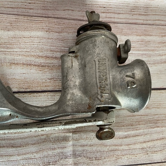 Vintage universal meat grinder made in usa - Picture 2 of 5